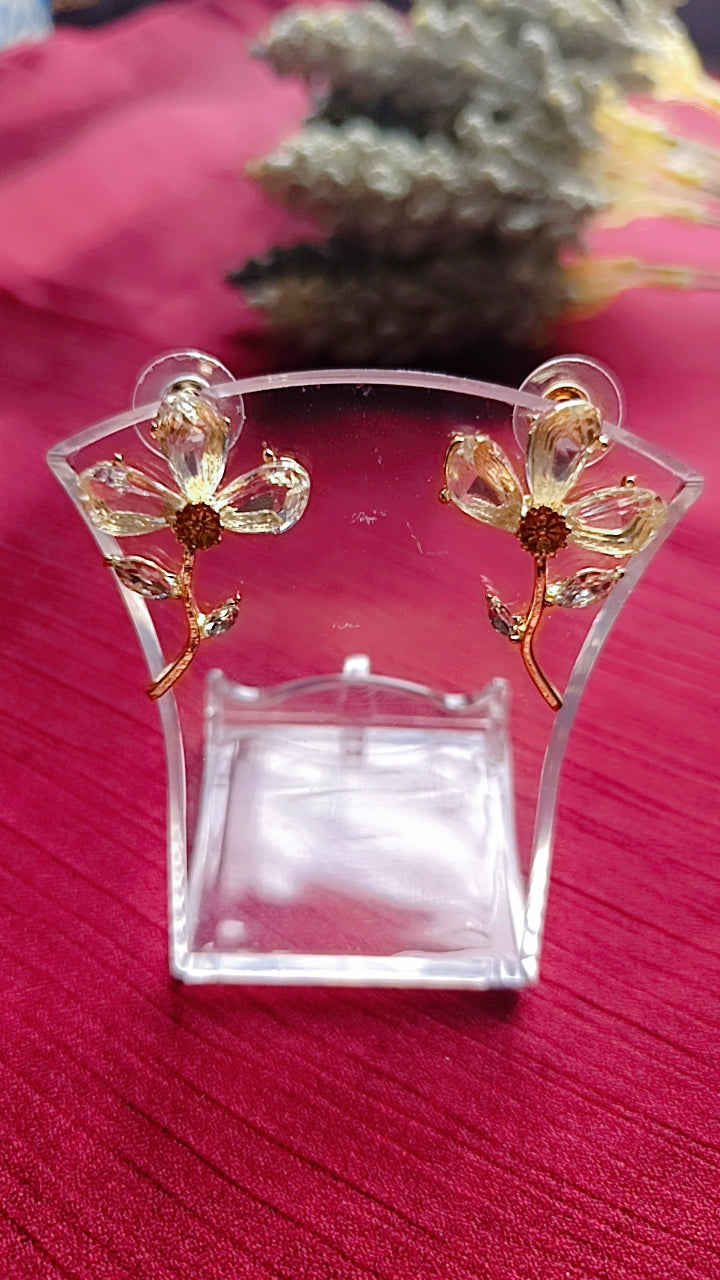 Flower petal studs